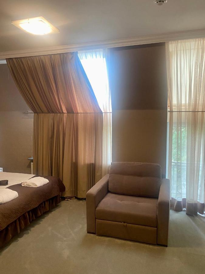 Boutique Hotel Deluxe Kamjanets-Podilskyi Eksteriør billede