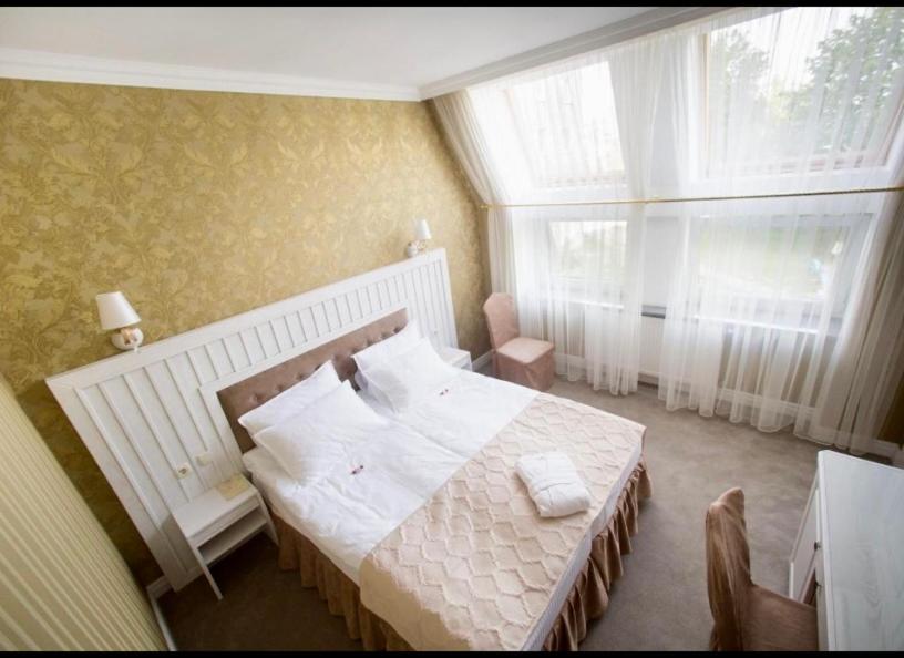Boutique Hotel Deluxe Kamjanets-Podilskyi Eksteriør billede