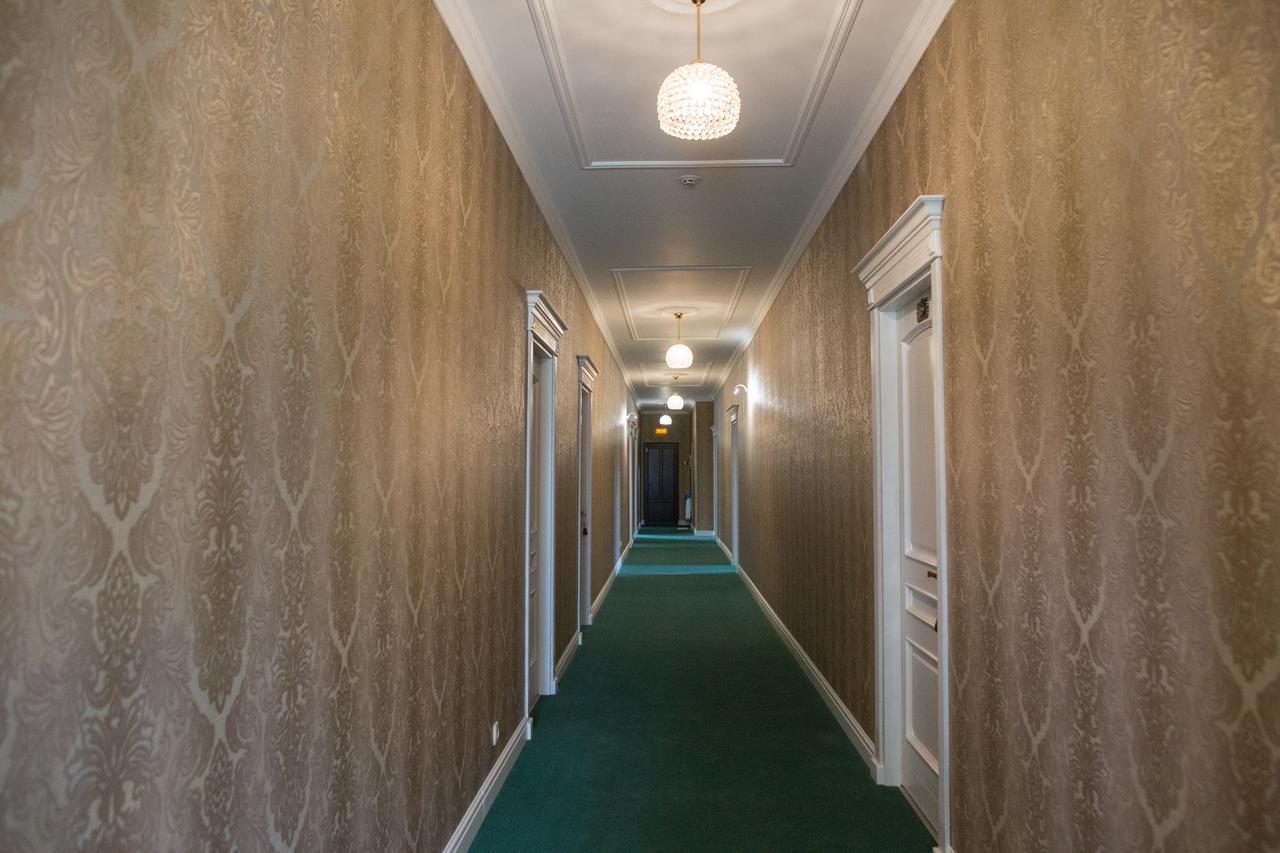 Boutique Hotel Deluxe Kamjanets-Podilskyi Eksteriør billede